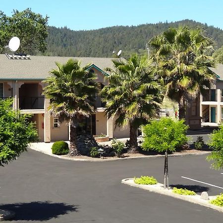 Cloverdale Wine Country Inn & Suites Zewnętrze zdjęcie