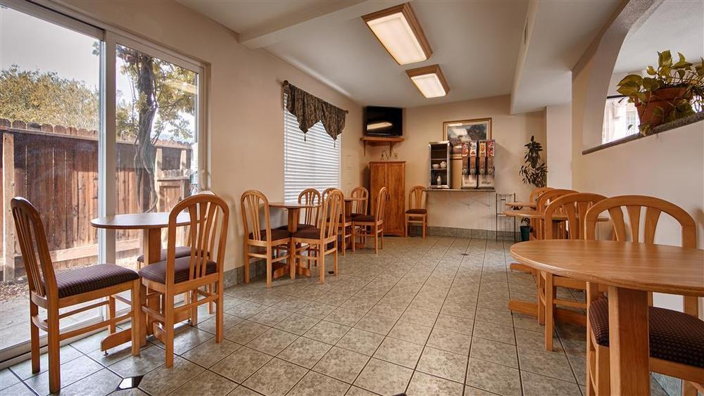 Cloverdale Wine Country Inn & Suites Restauracja zdjęcie