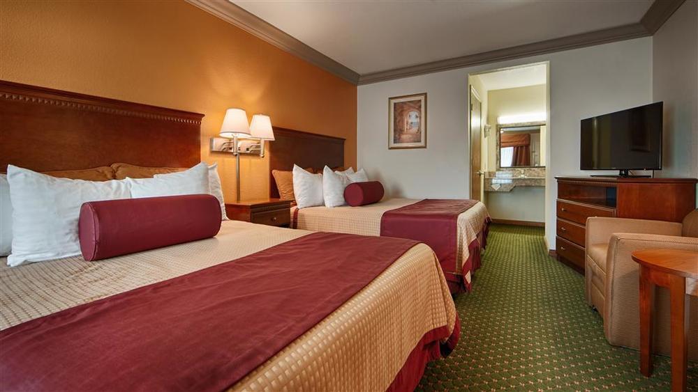 Cloverdale Wine Country Inn & Suites Pokój zdjęcie