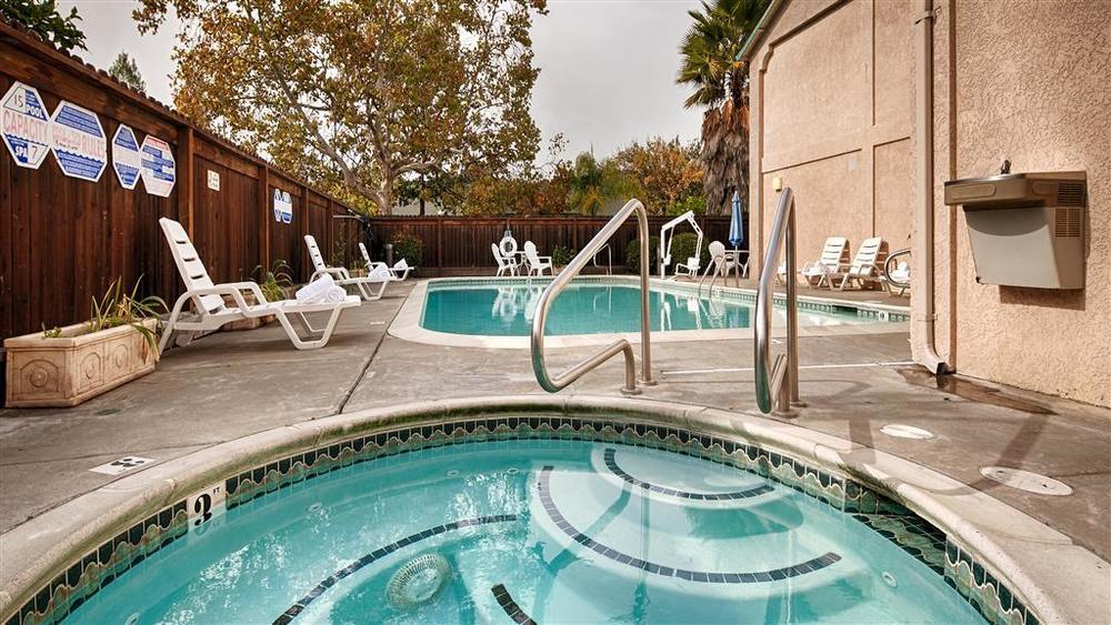 Cloverdale Wine Country Inn & Suites Udogodnienia zdjęcie