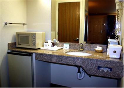 Cloverdale Wine Country Inn & Suites Pokój zdjęcie