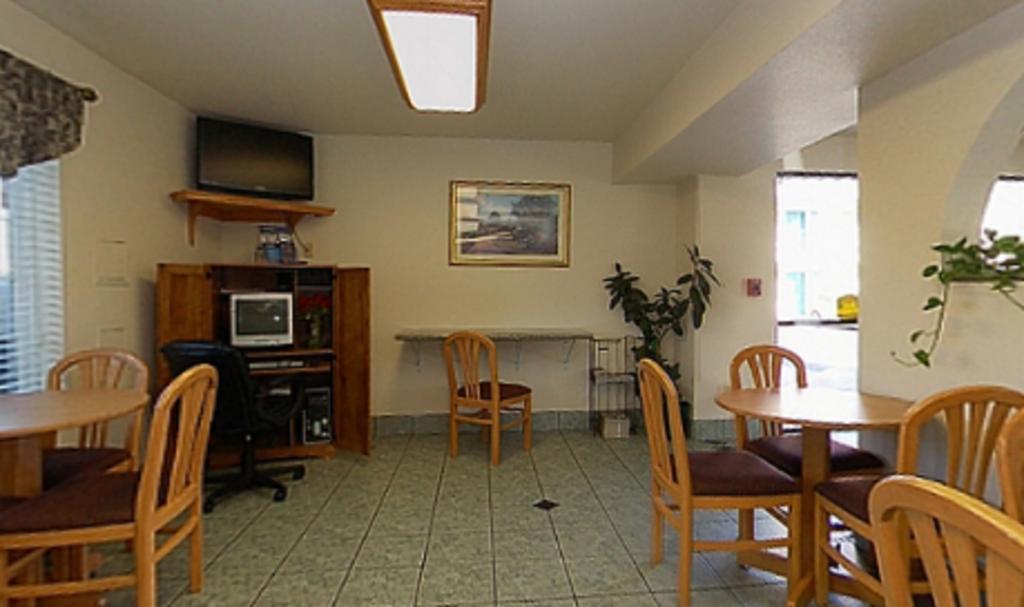 Cloverdale Wine Country Inn & Suites Zewnętrze zdjęcie