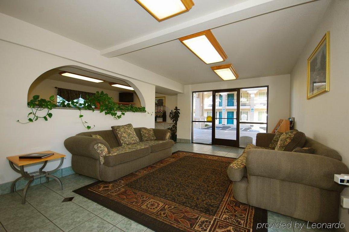 Cloverdale Wine Country Inn & Suites Wnętrze zdjęcie