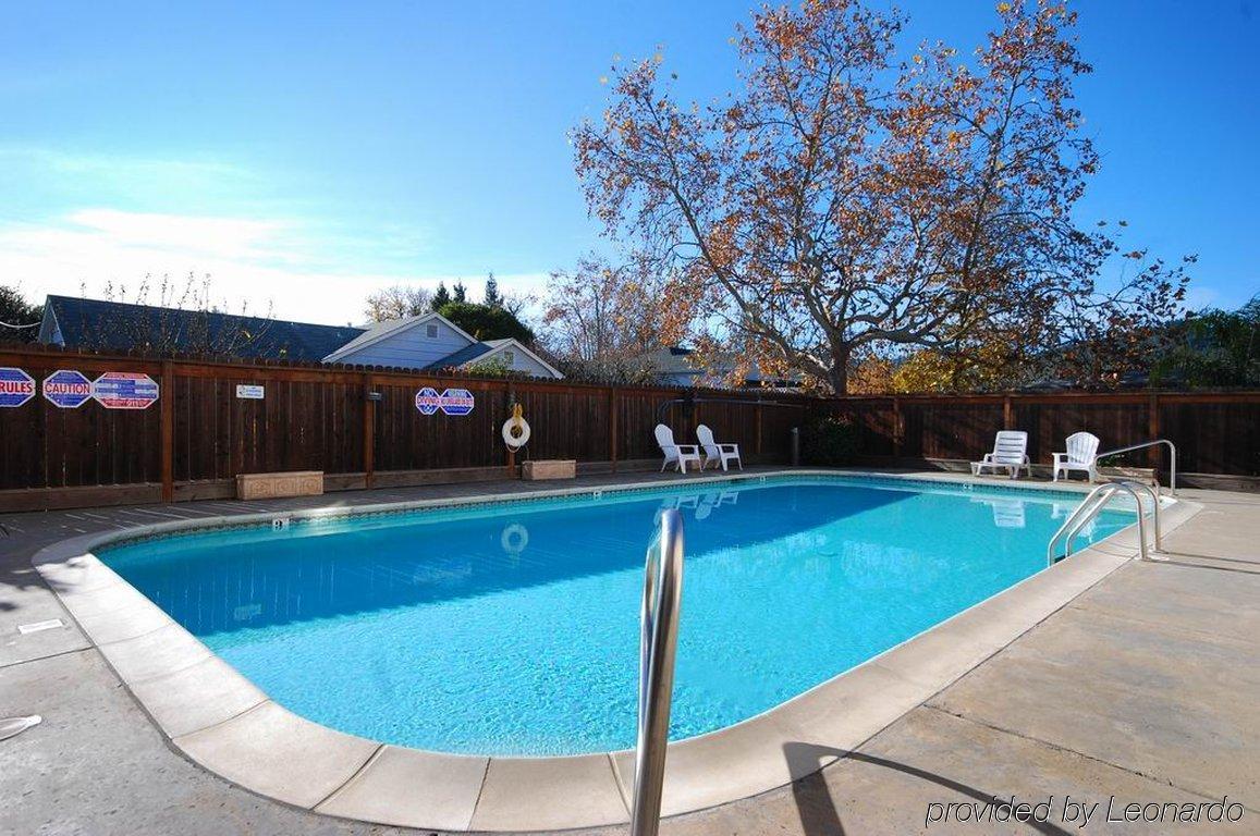 Cloverdale Wine Country Inn & Suites Udogodnienia zdjęcie