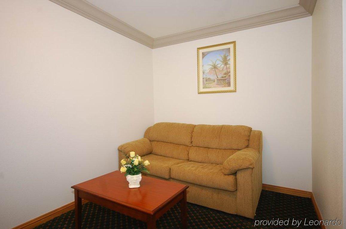 Cloverdale Wine Country Inn & Suites Pokój zdjęcie