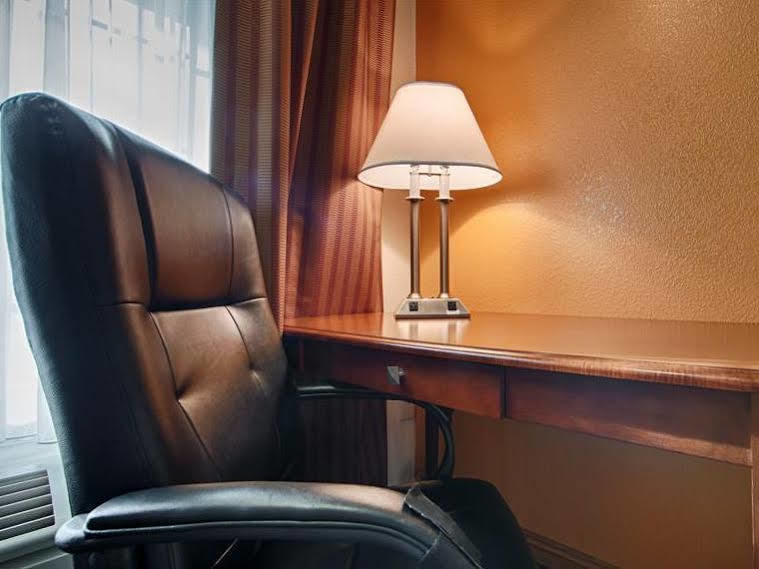 Cloverdale Wine Country Inn & Suites Zewnętrze zdjęcie